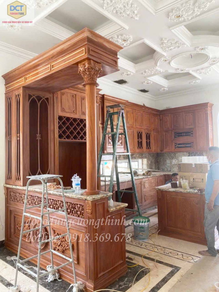 Tủ bếp kết hợp tủ rượu, quầy bar, đảo bếp